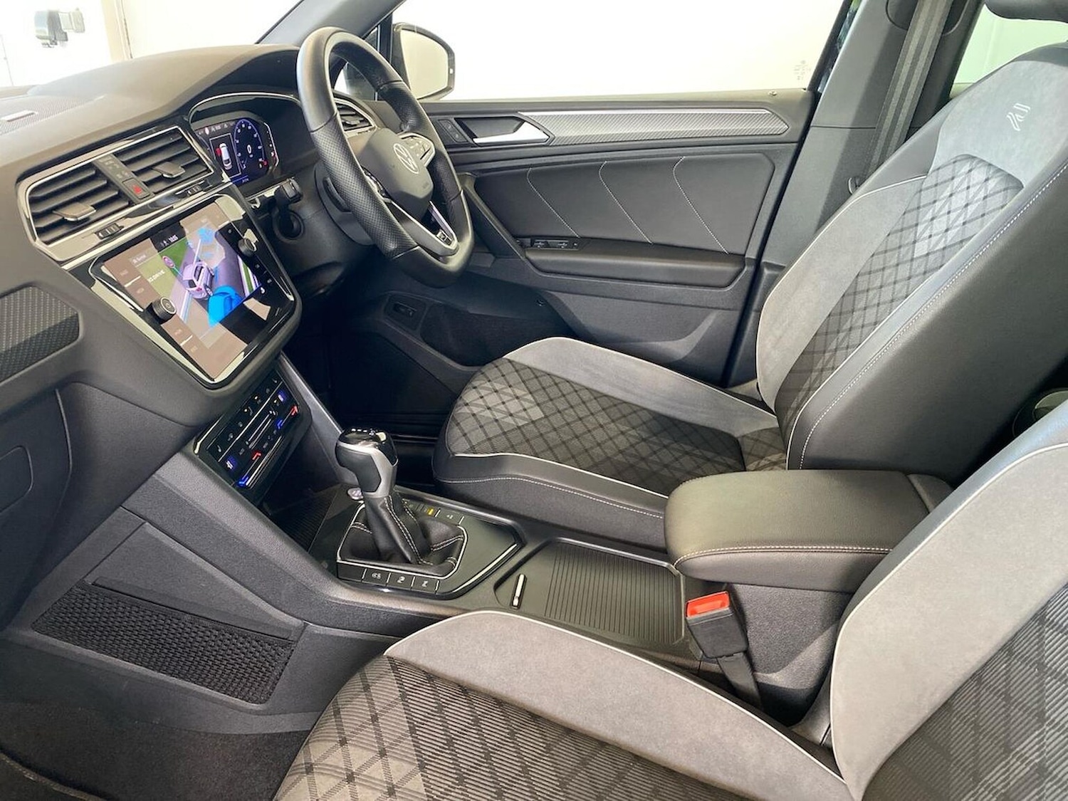 Used Volkswagen Tiguan 2023 for sale - 76392486: Photo 40