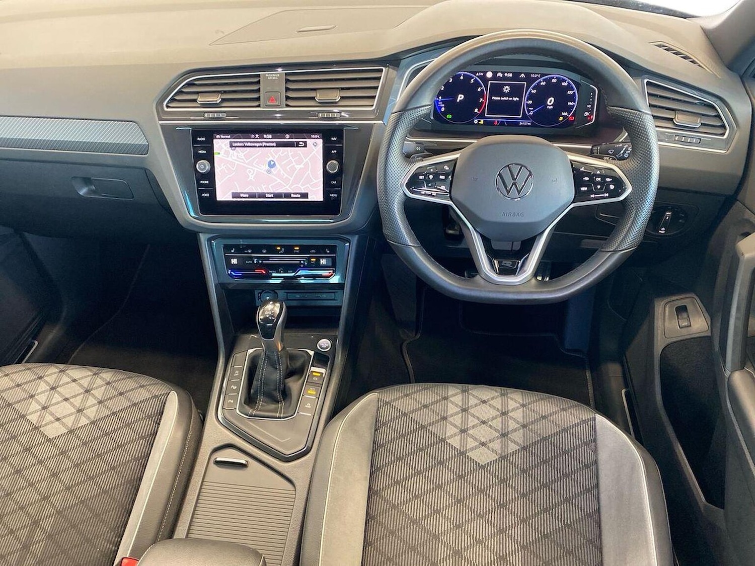 Used Volkswagen Tiguan 2023 for sale - 76392486: Photo 9