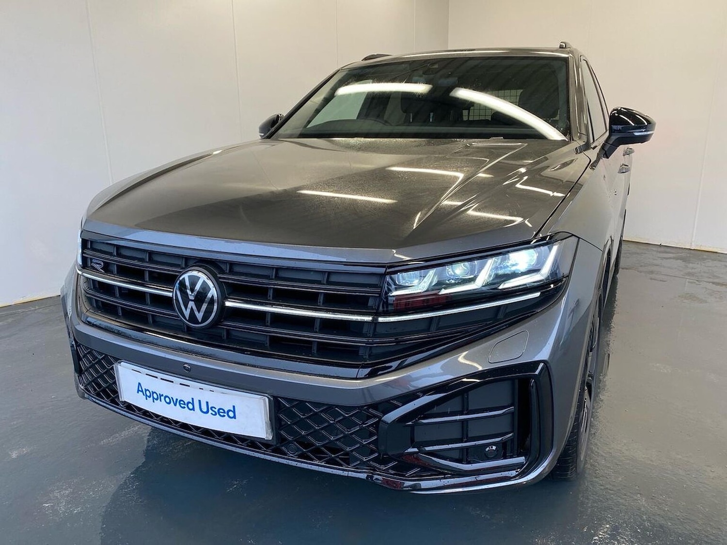 Used Volkswagen Touareg 2025 for sale - 77888599: Photo 33