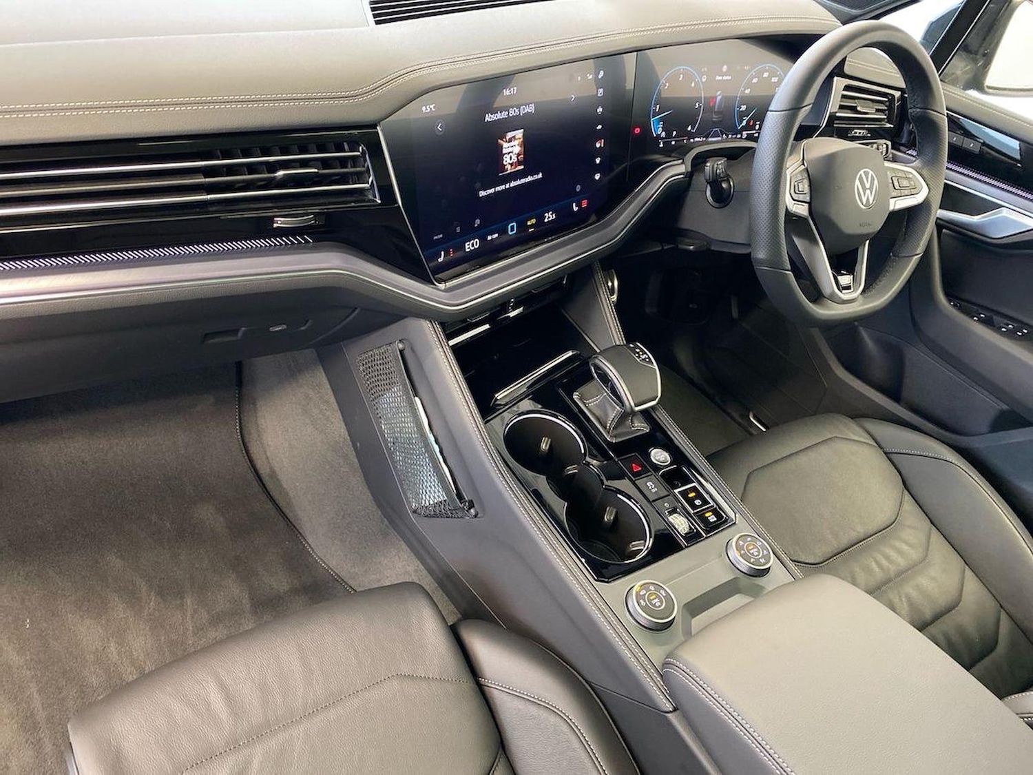 Used Volkswagen Touareg 2025 for sale - 77888599: Photo 7