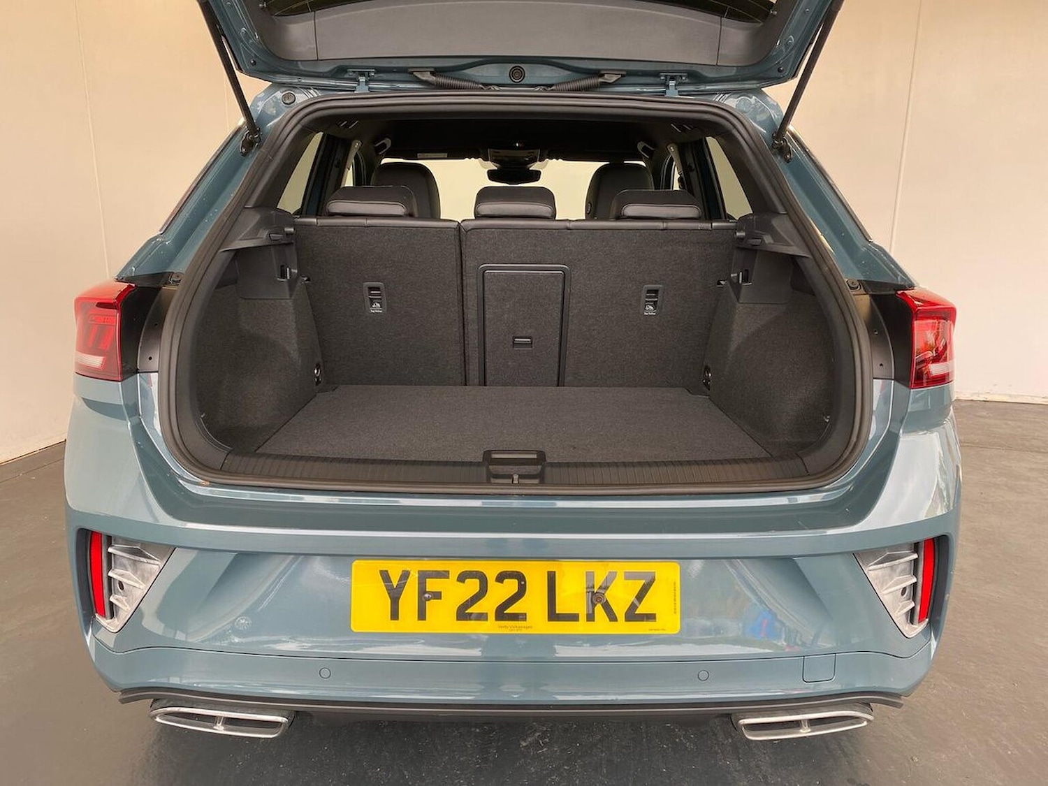 Used Volkswagen T-Roc 2022 for sale - 76706436: Photo 17