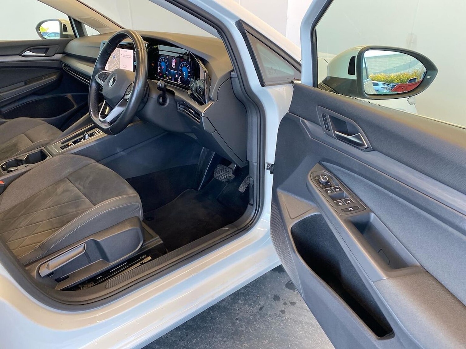 Used Volkswagen Golf 2022 for sale - 76681777: Photo 21