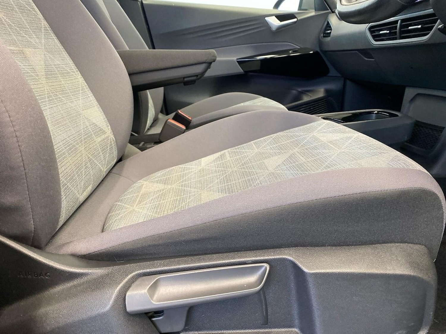 Used Volkswagen ID.3 2021 for sale - 76532493: Photo 30