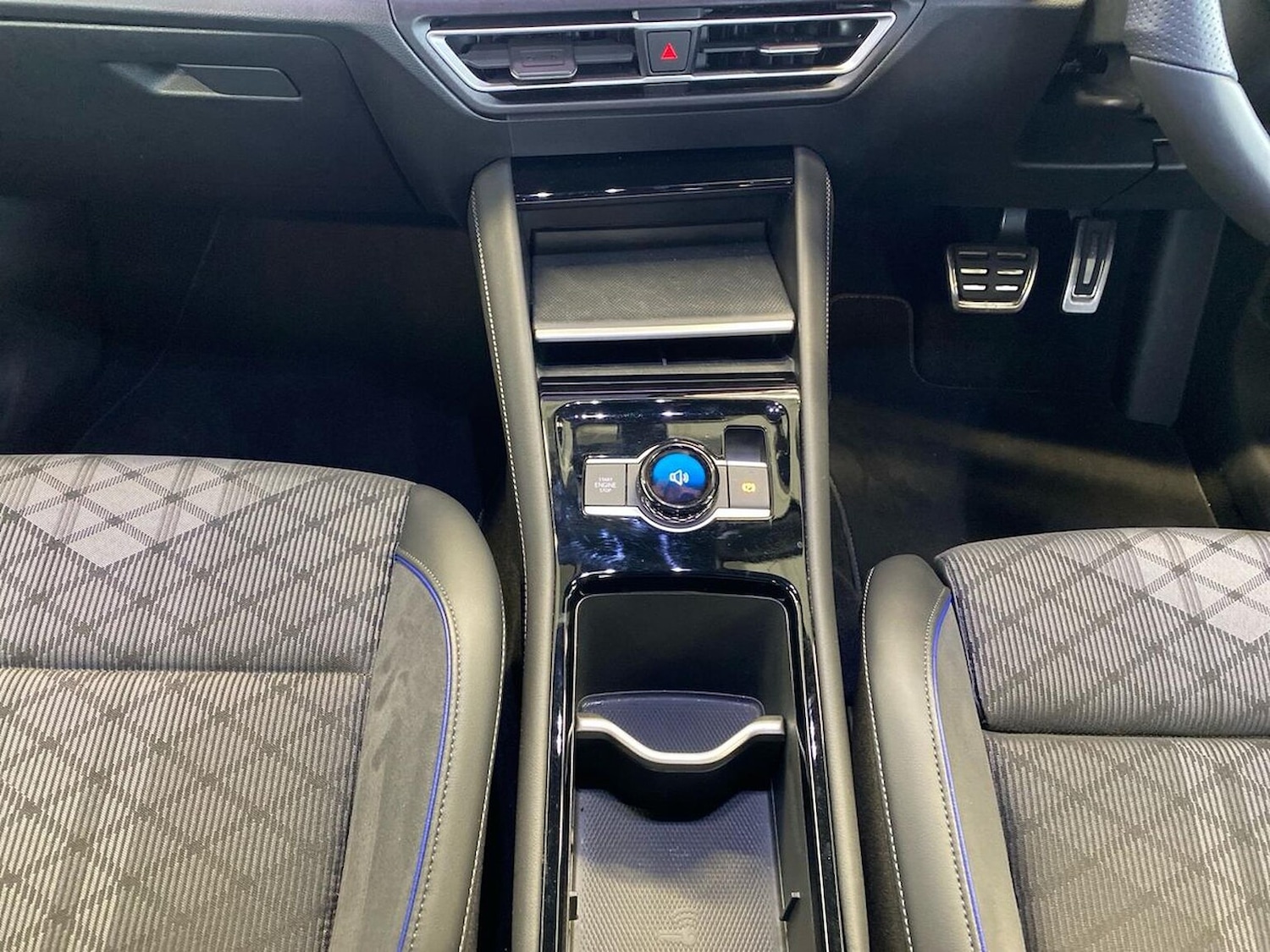 Used Volkswagen Tiguan 2025 for sale - 78195066: Photo 12