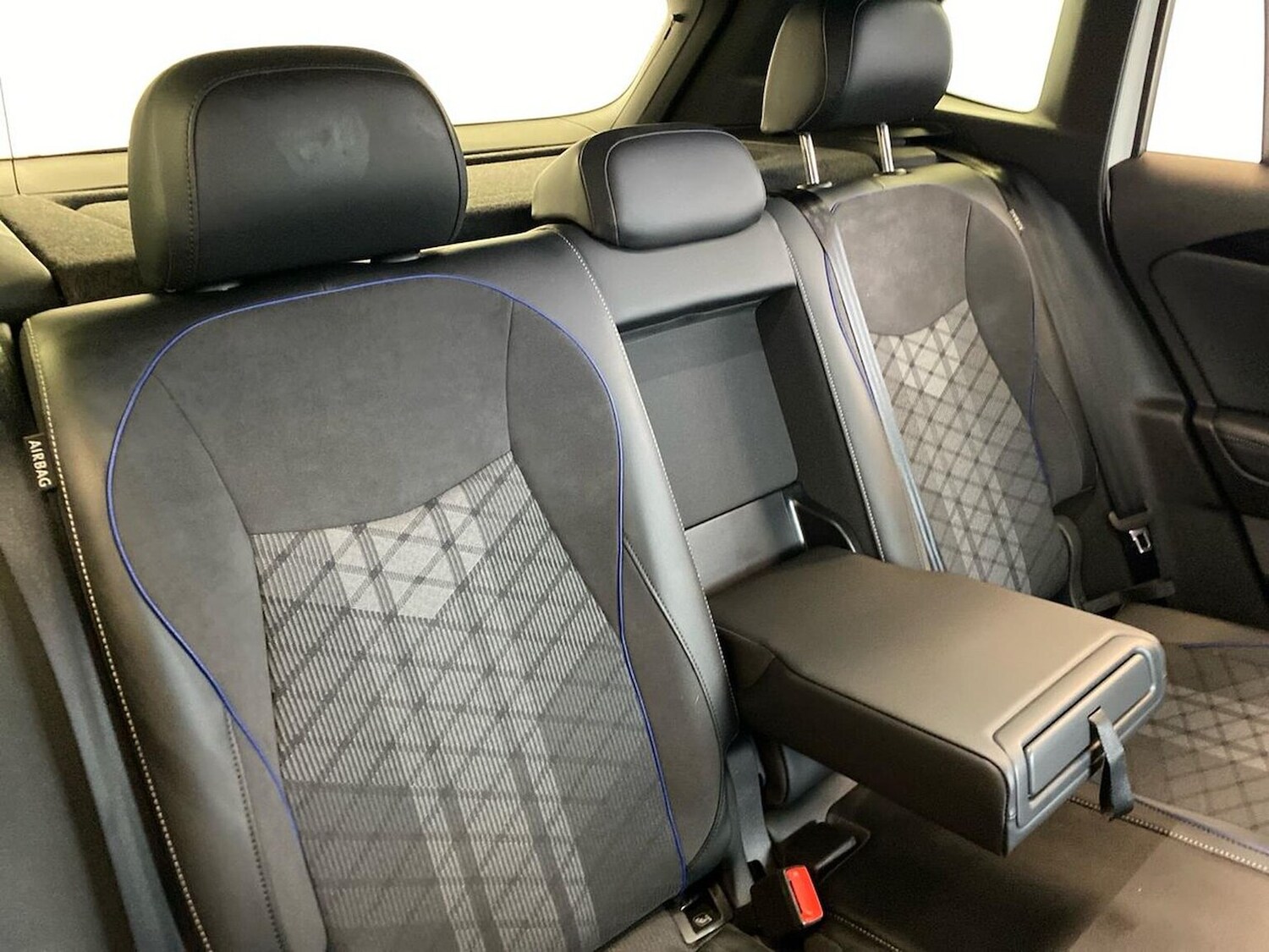 Used Volkswagen Tiguan 2025 for sale - 78195066: Photo 16