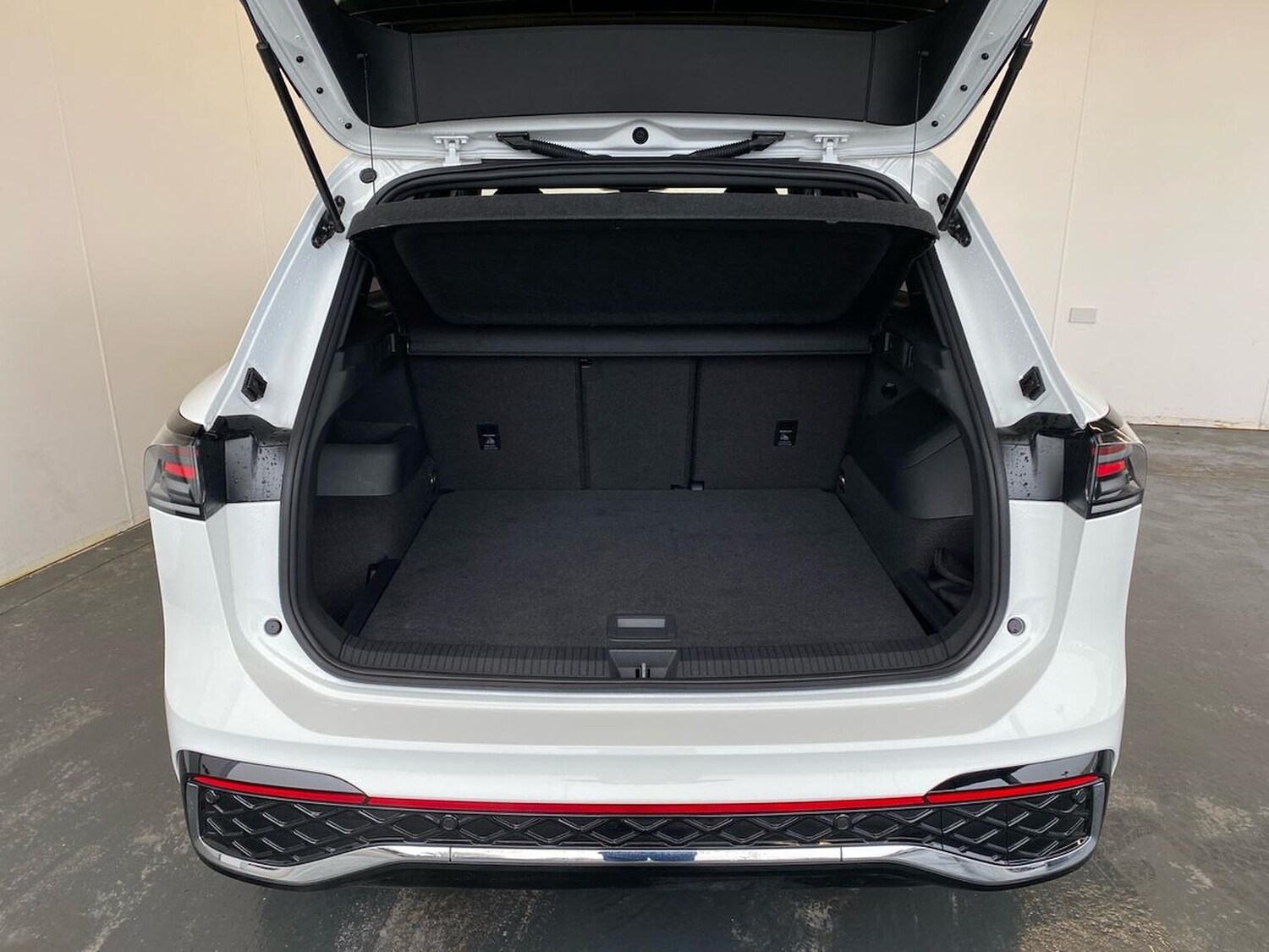 Used Volkswagen Tiguan 2025 for sale - 78195066: Photo 17