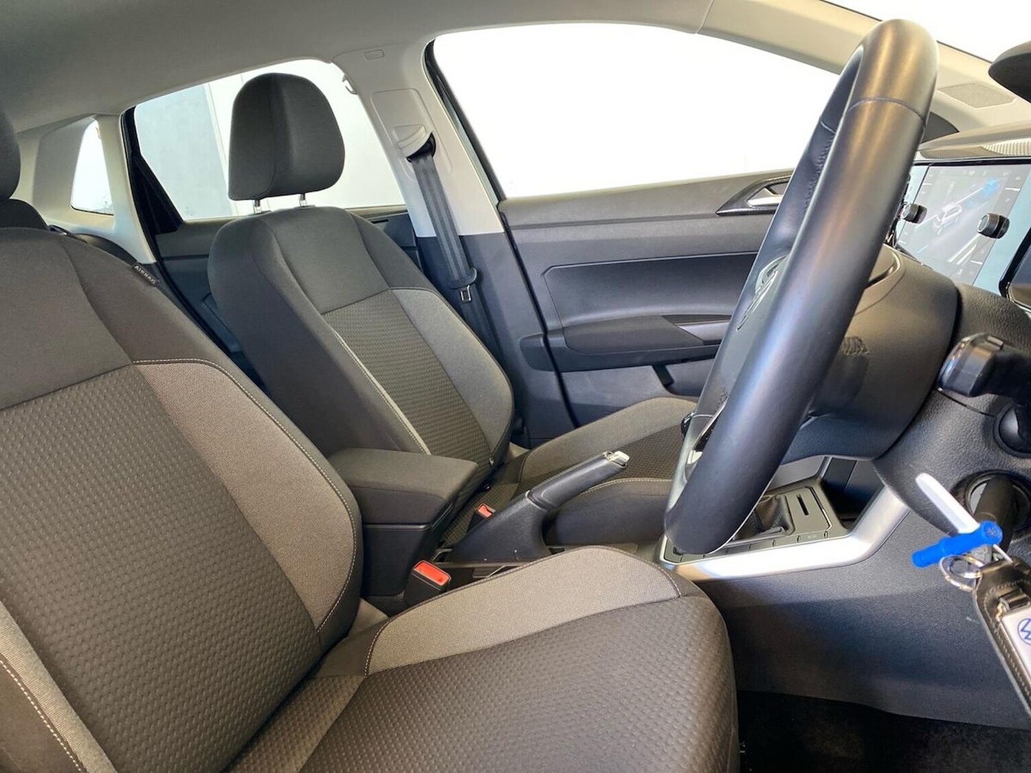 Used Volkswagen Polo 2024 for sale - 78223288: Photo 32