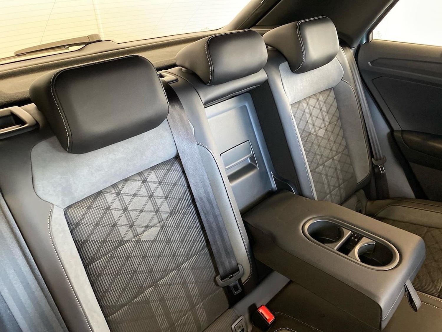 Used Volkswagen T-Roc 2024 for sale - 78039314: Photo 16