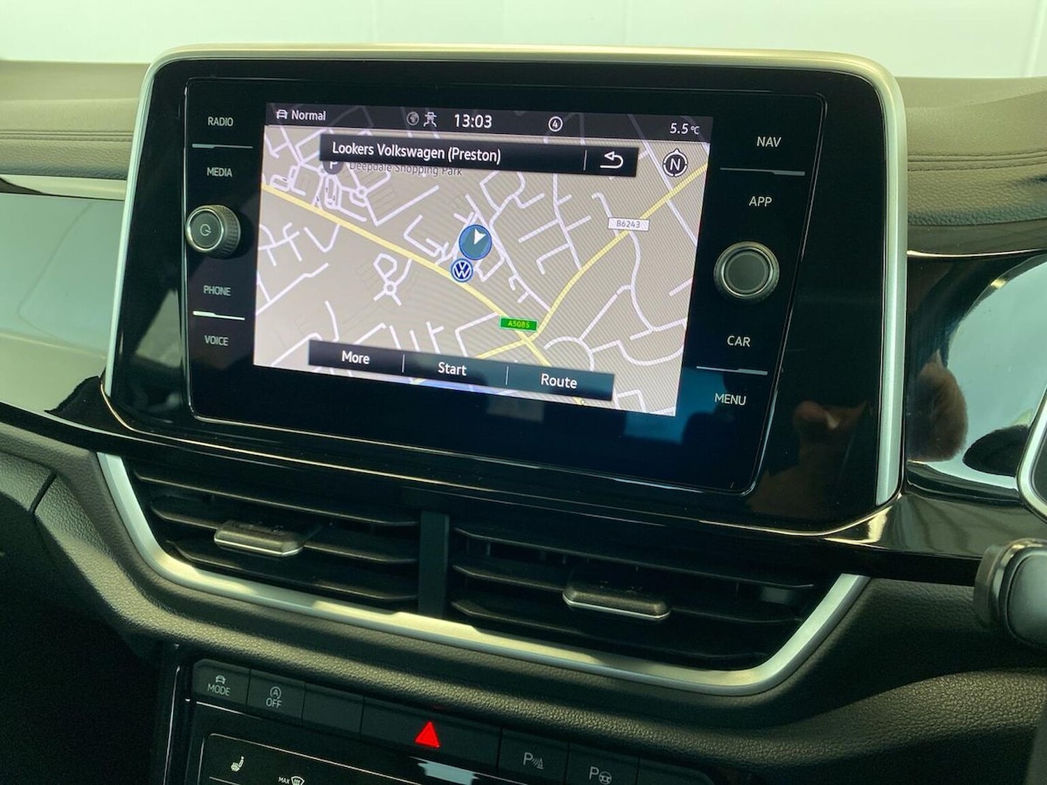 Used Volkswagen T-Roc 2024 for sale - 78039314: Photo 24