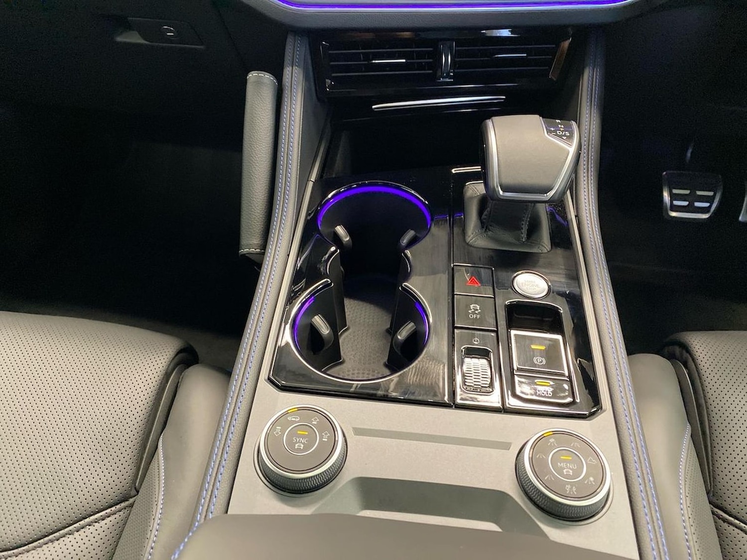 Used Volkswagen Touareg 2025 for sale - 78195320: Photo 12