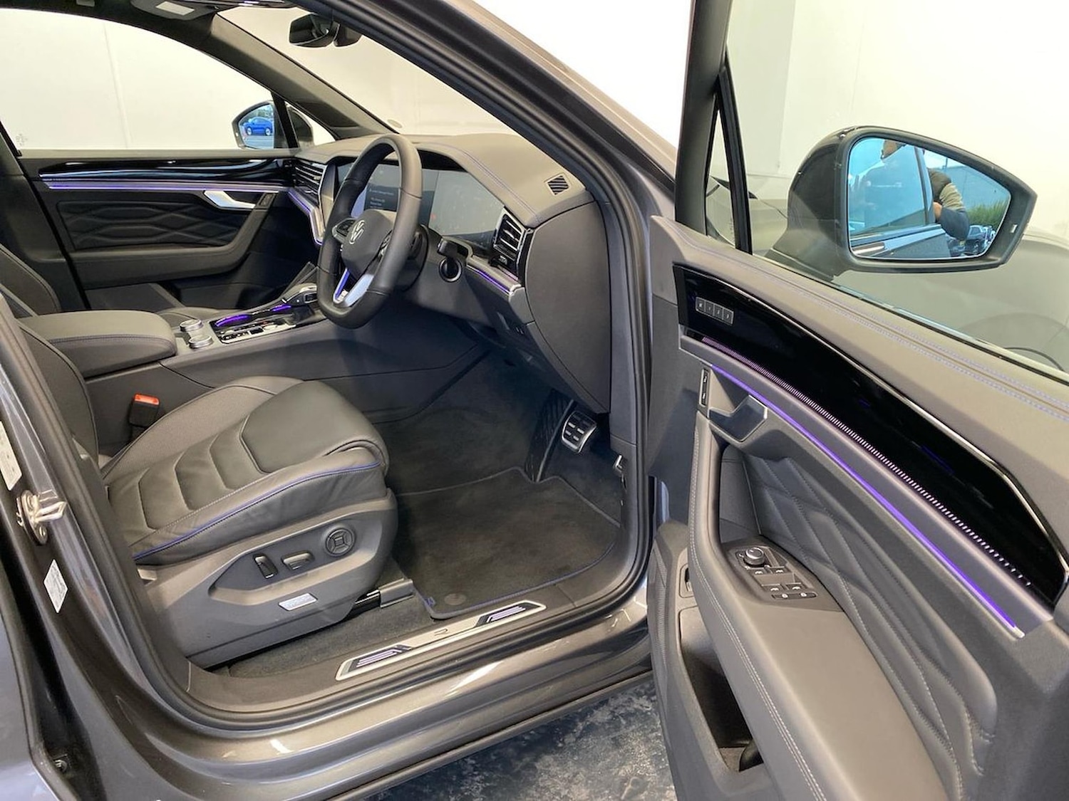 Used Volkswagen Touareg 2025 for sale - 78195320: Photo 21