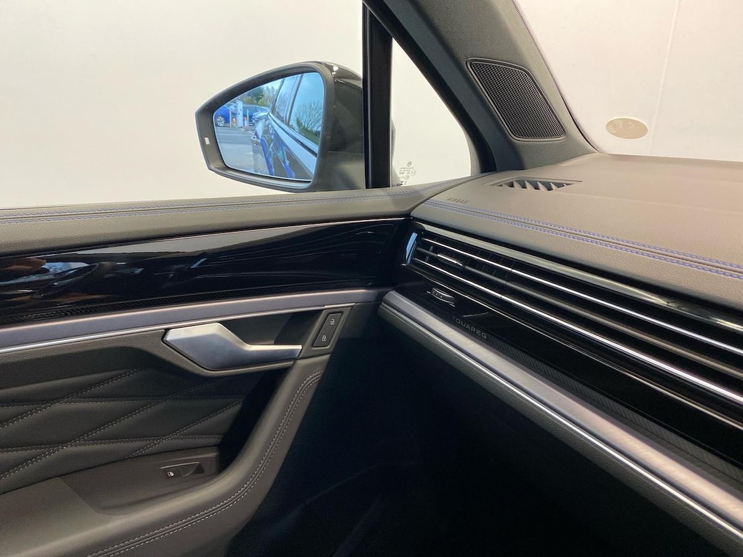 Used Volkswagen Touareg 2025 for sale - 78195320: Photo 31