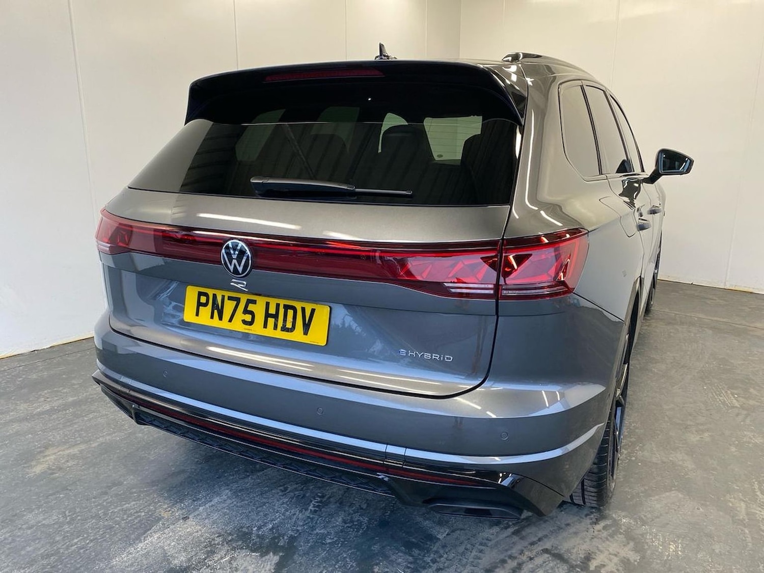 Used Volkswagen Touareg 2025 for sale - 78195320: Photo 35