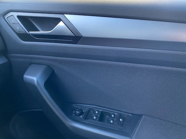 Used Volkswagen T-Roc 2025 for sale - 75514775: Photo 21