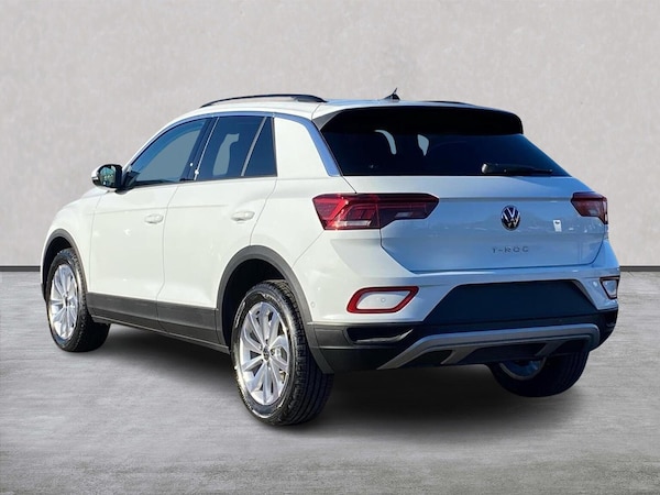 Used Volkswagen T-Roc 2025 for sale - 75514775: Photo 2