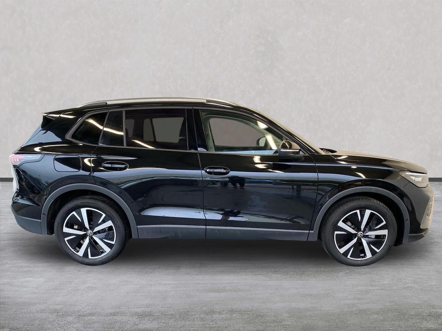 Used Volkswagen Tiguan 2025 for sale - 78194936: Photo 3