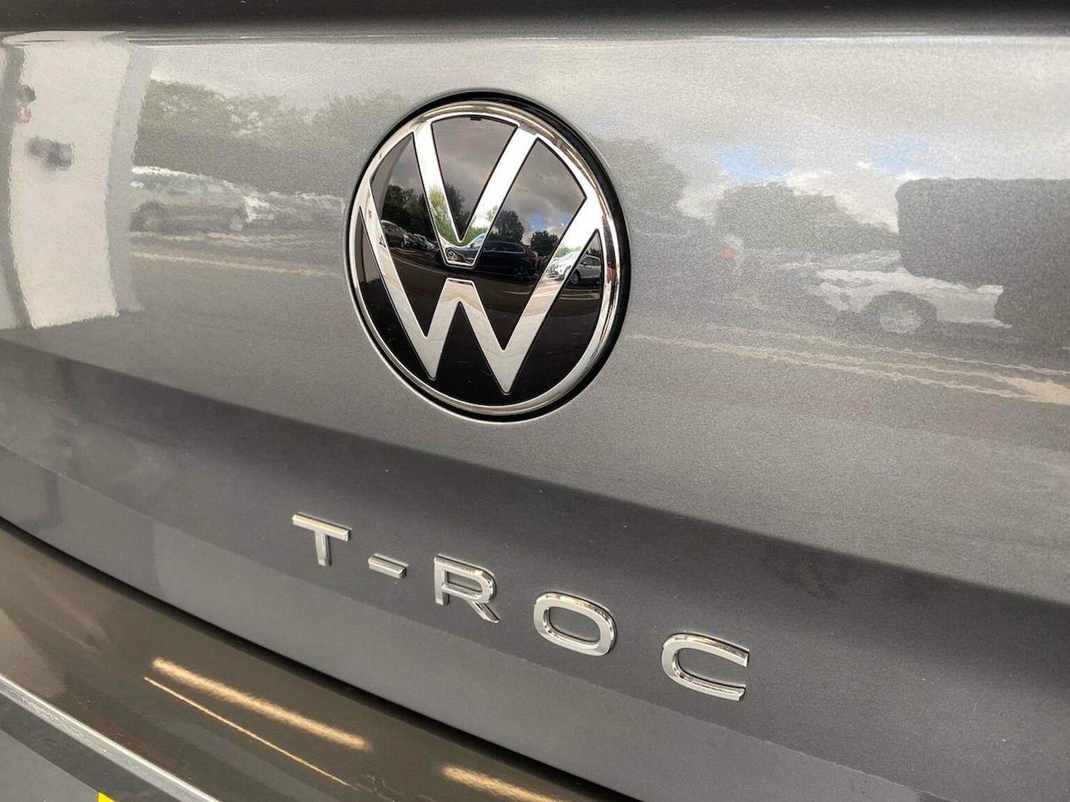 Used Volkswagen T-Roc 2022 for sale - 76102492: Photo 28