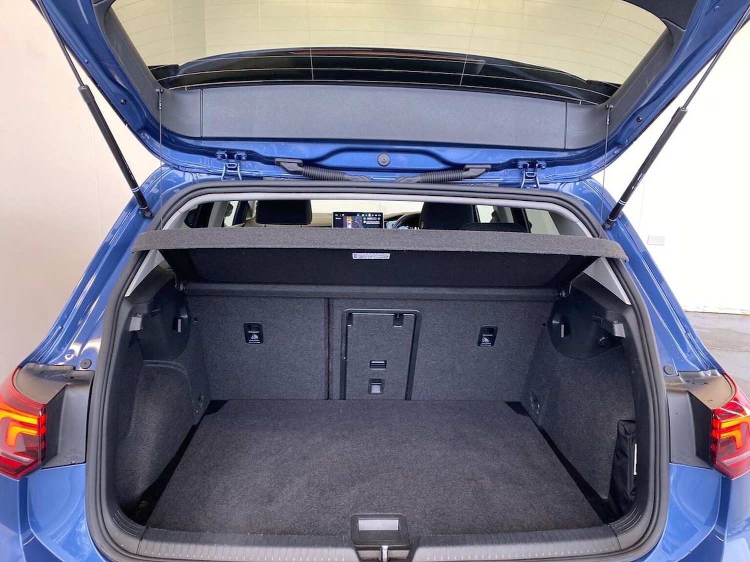 Used Volkswagen Golf 2024 for sale - 76418262: Photo 17