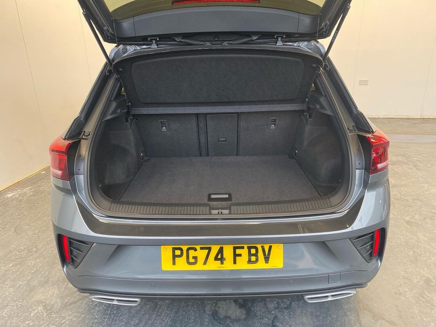 Used Volkswagen T-Roc 2024 for sale - 77056763: Photo 19