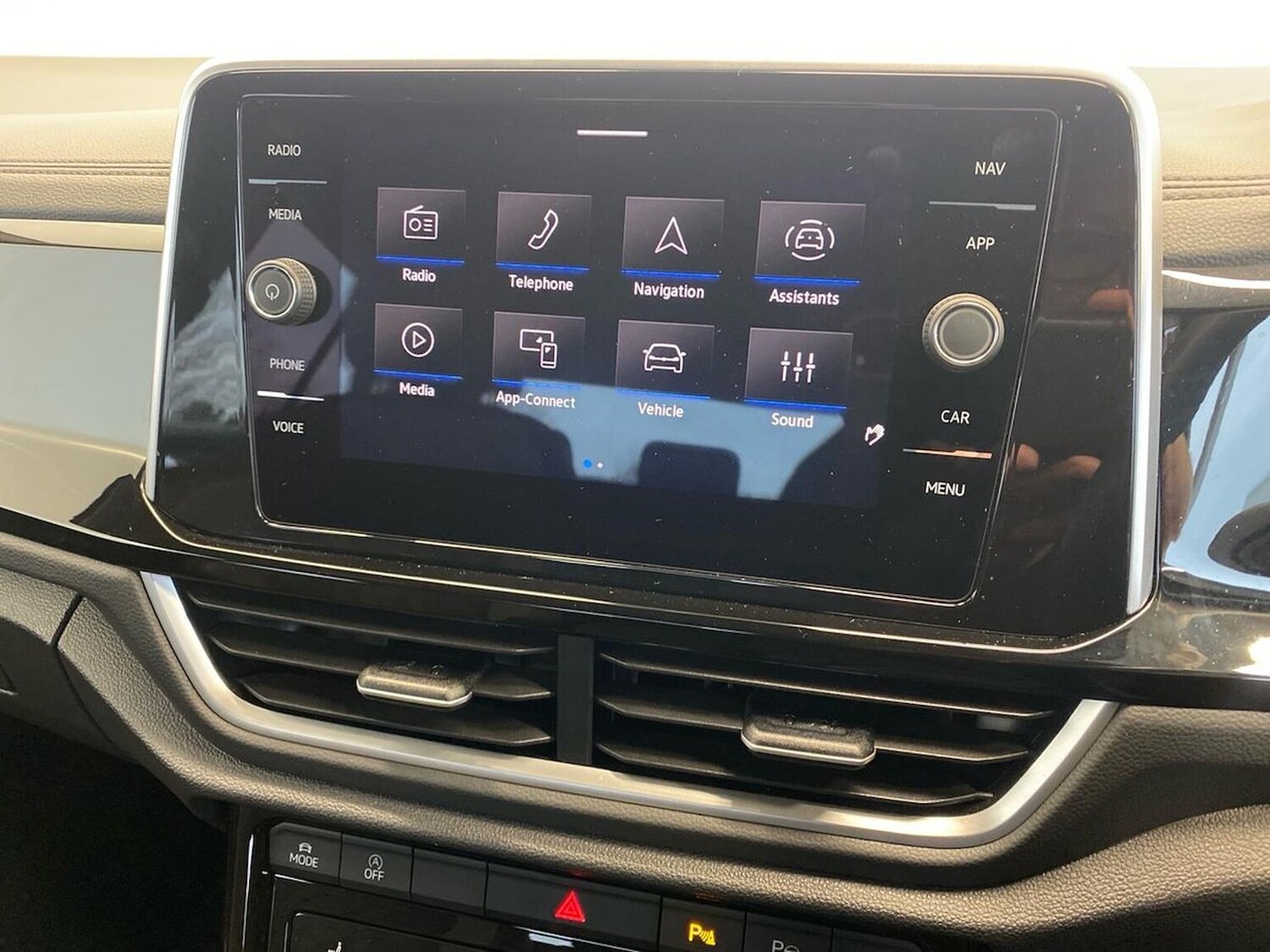 Used Volkswagen T-Roc 2024 for sale - 77056763: Photo 27