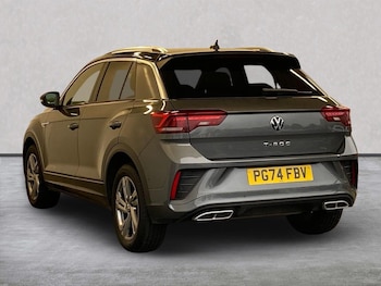 Used Volkswagen T-Roc 2024 for sale - 77056763: Photo