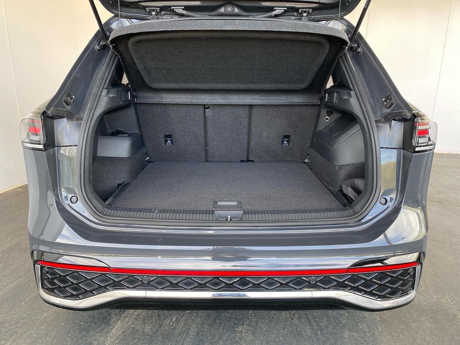 Used Volkswagen Tiguan 2025 for sale - 78195271: Photo 17