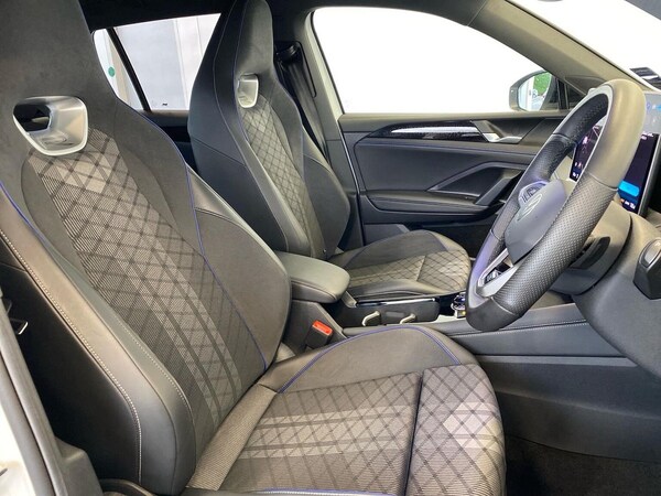 Used Volkswagen Tiguan 2024 for sale - 76225063: Photo 32