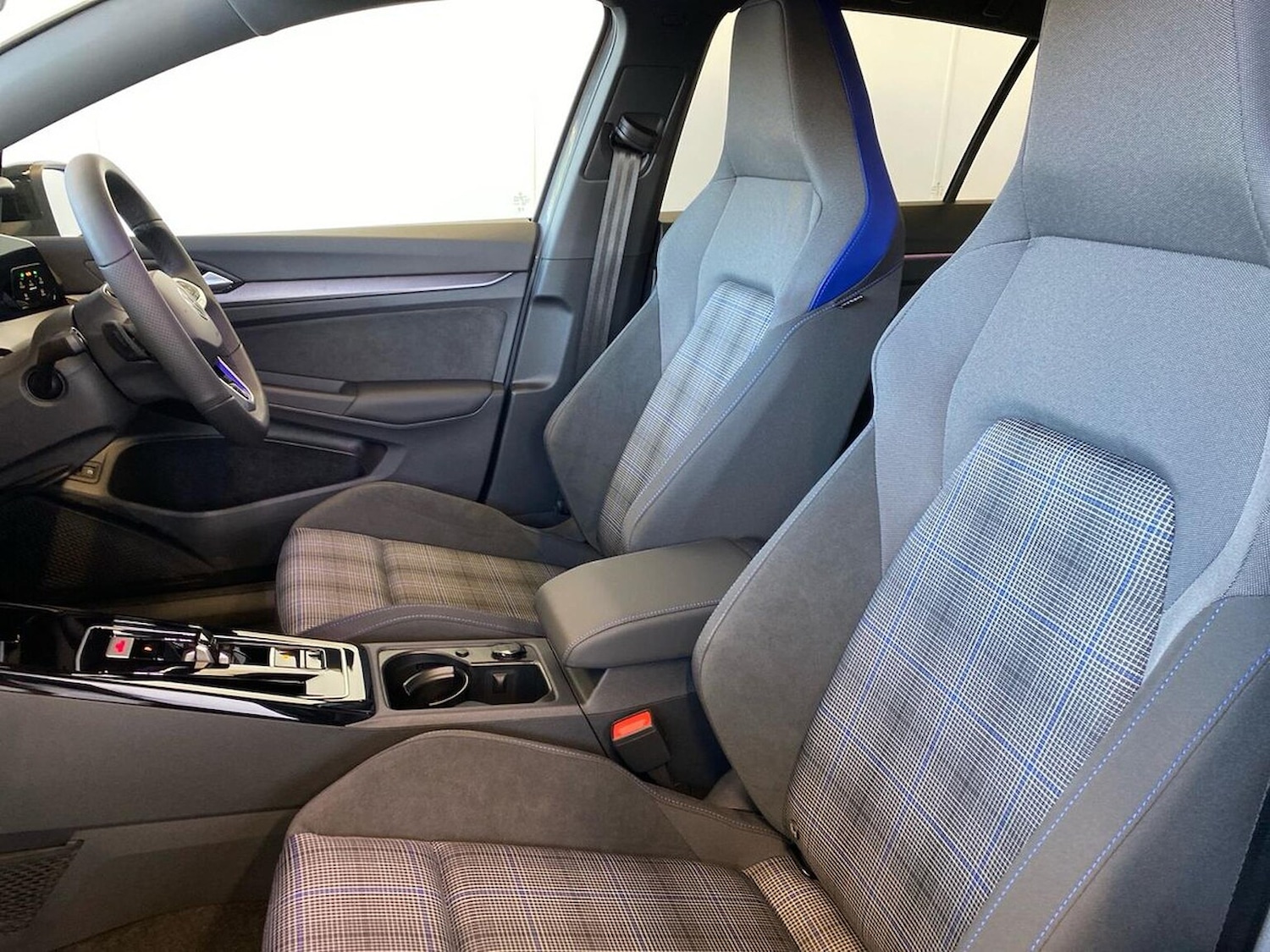 Used Volkswagen Golf 2025 for sale - 77635815: Photo 40