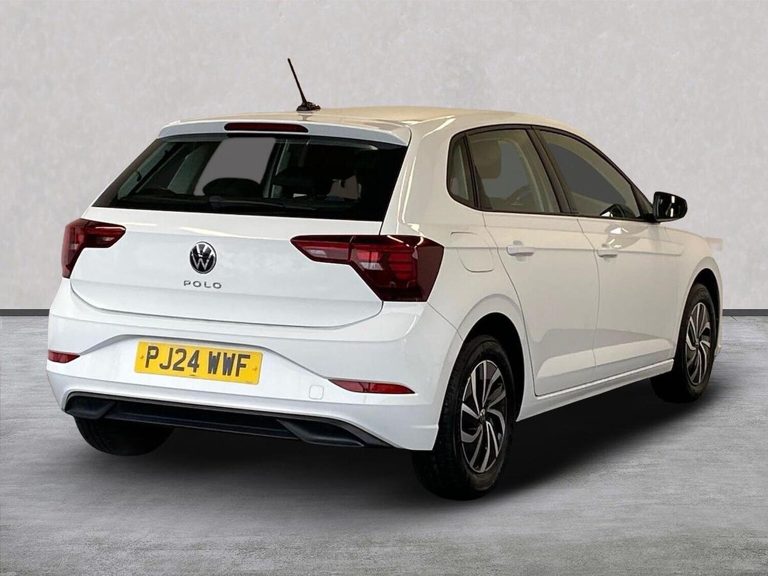 Used Volkswagen Polo 2024 for sale - 76144300: Photo 18