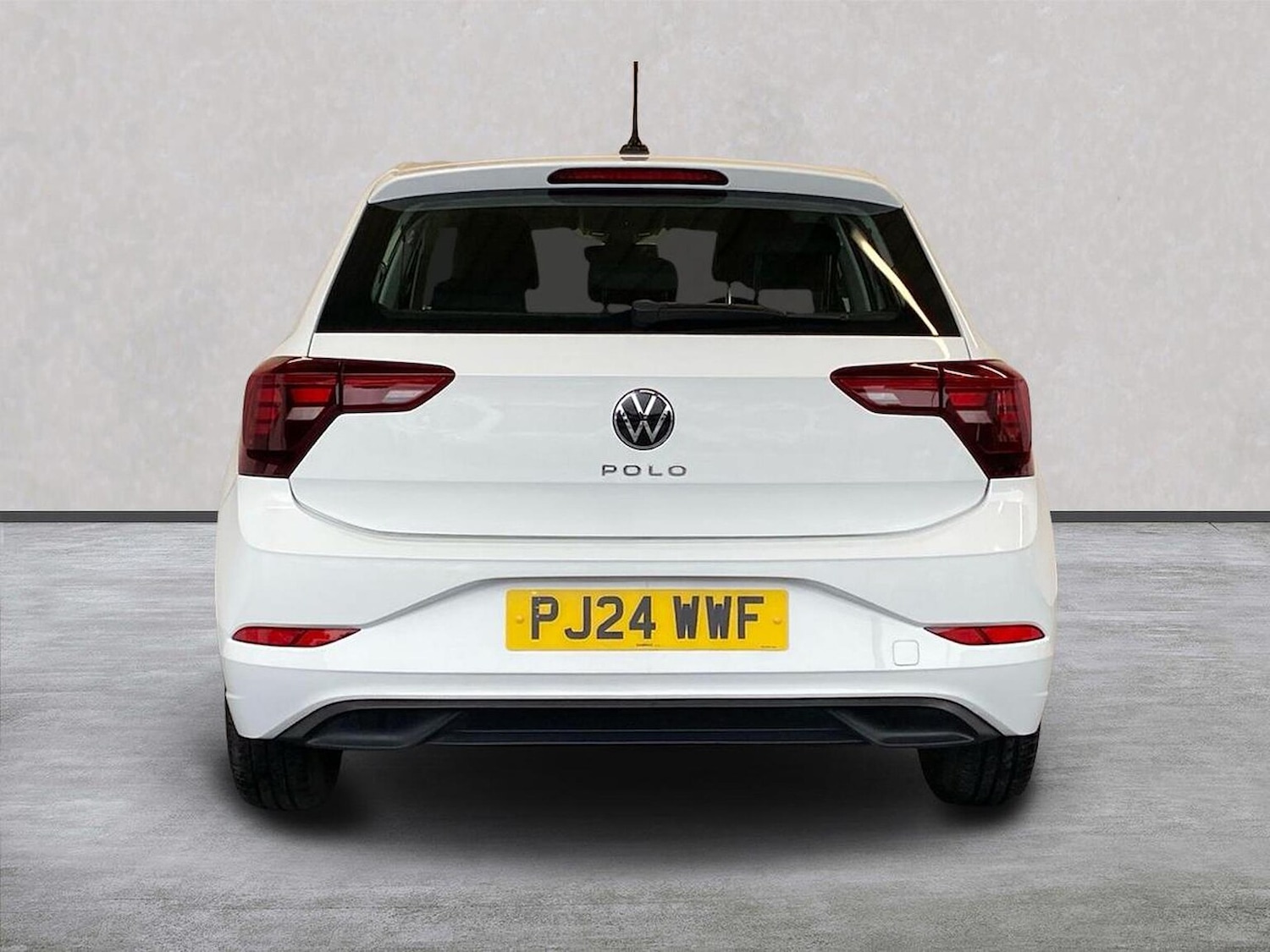 Used Volkswagen Polo 2024 for sale - 76144300: Photo 4