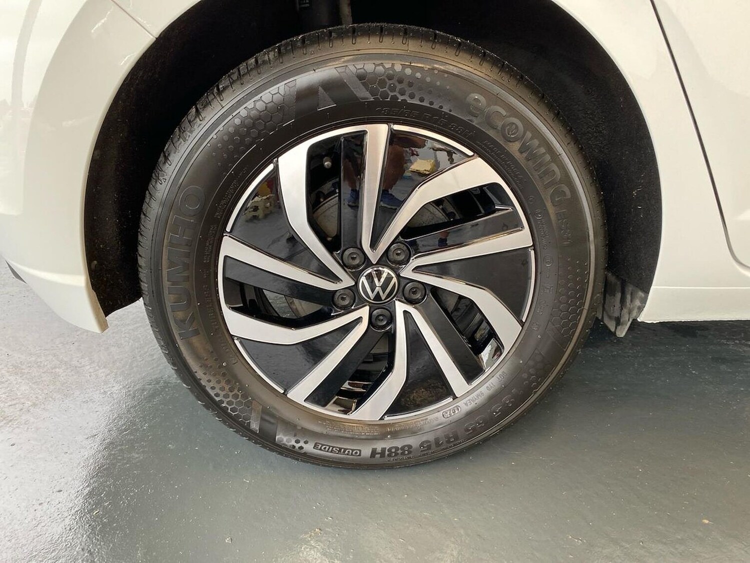 Used Volkswagen Polo 2024 for sale - 76144300: Photo 6