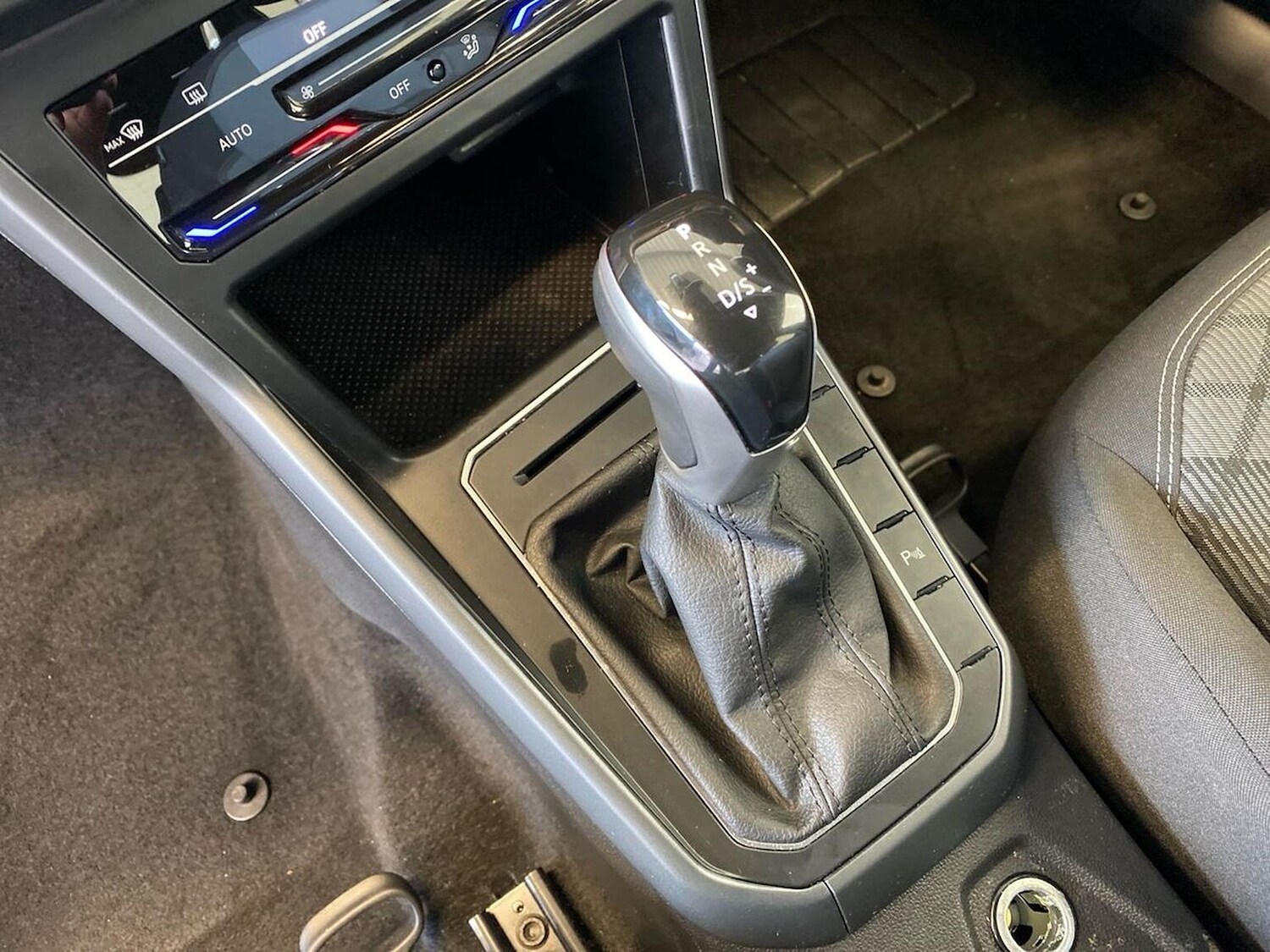 Used Volkswagen Polo 2022 for sale - 78194945: Photo 42