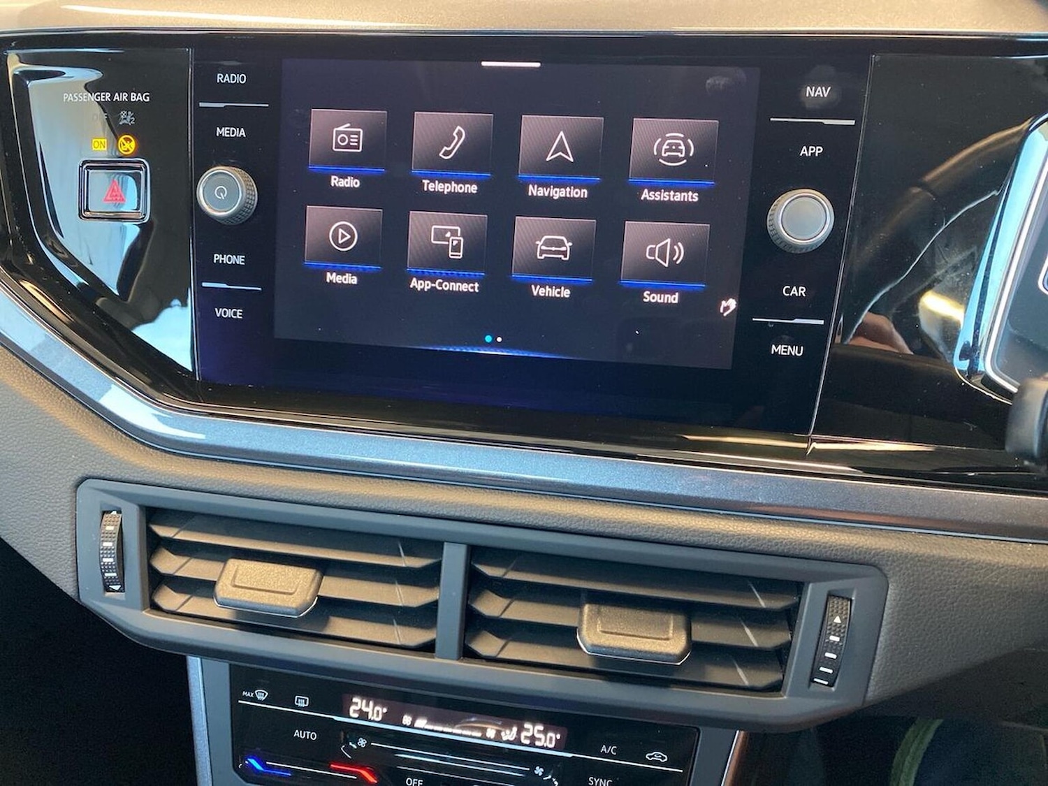 Used Volkswagen Polo 2022 for sale - 76877939: Photo 25