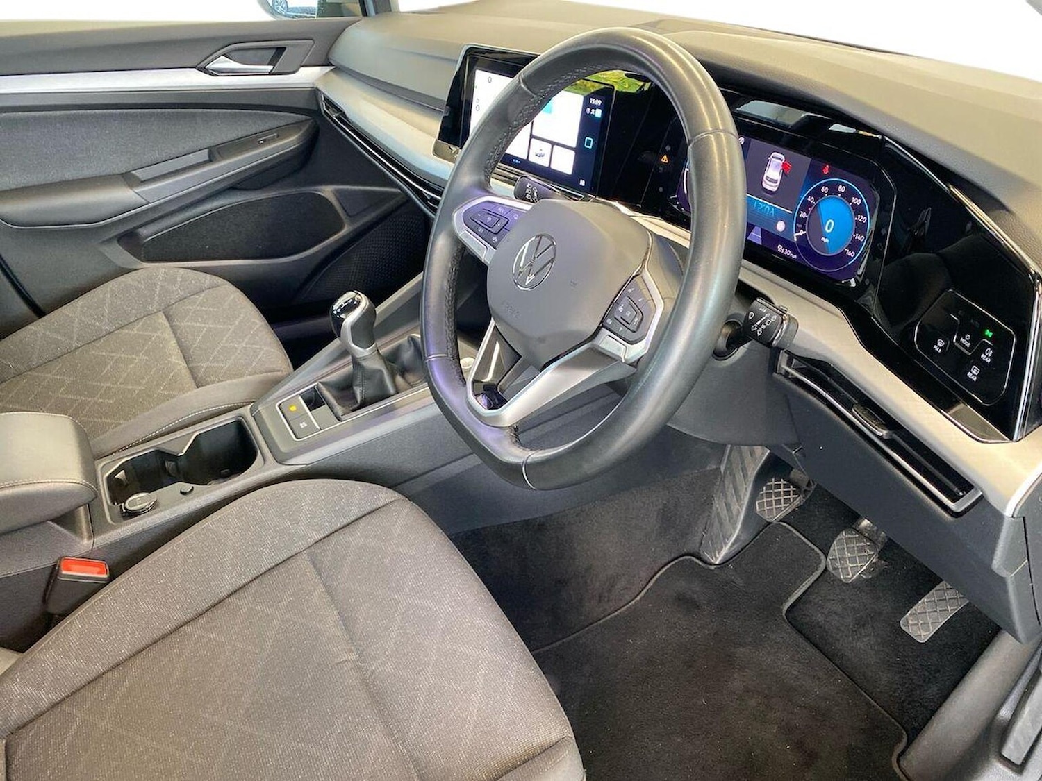 Used Volkswagen Golf 2023 for sale - 76418256: Photo 15