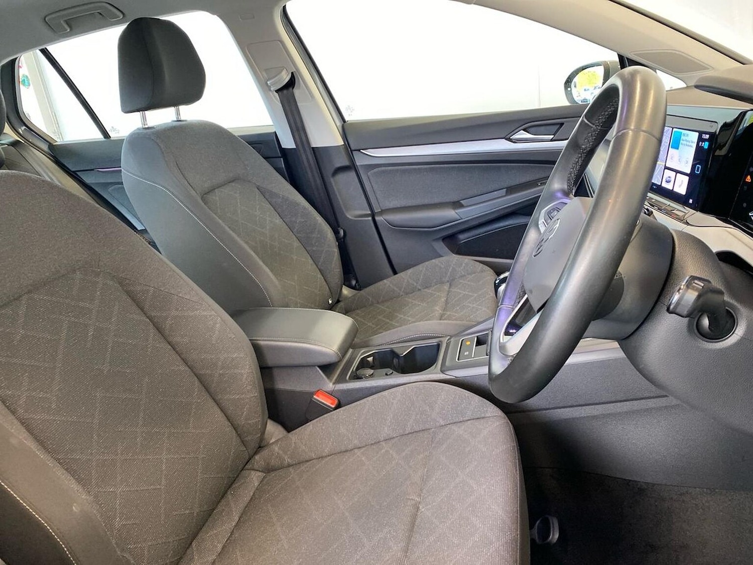 Used Volkswagen Golf 2023 for sale - 76418256: Photo 31