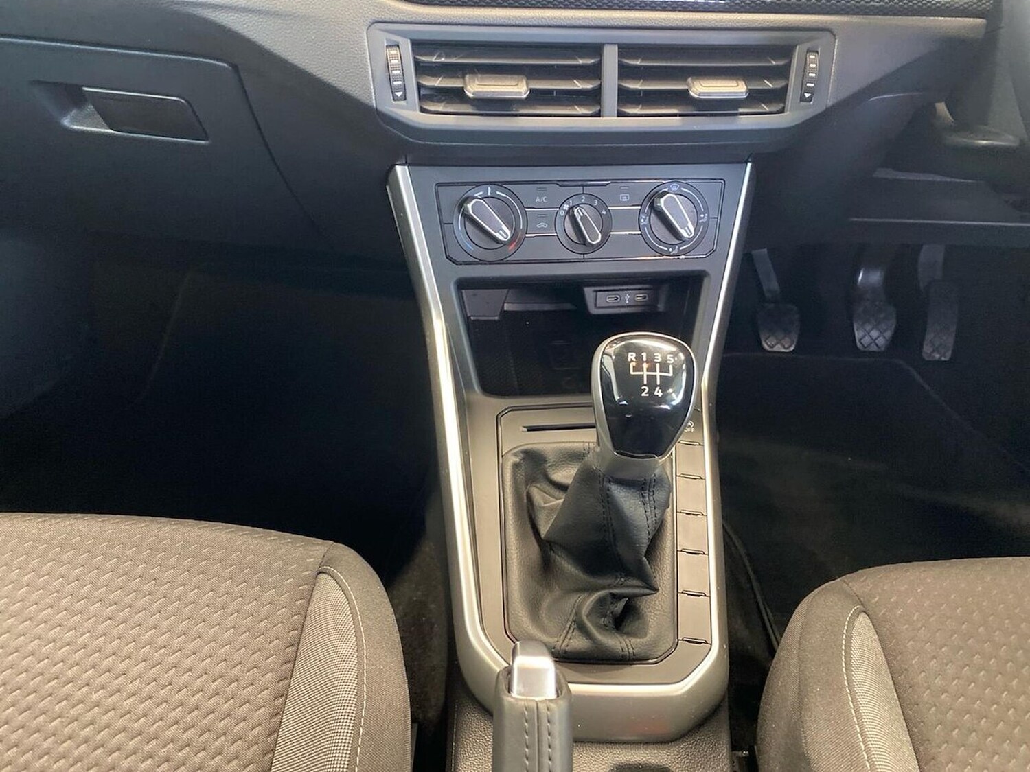 Used Volkswagen Polo 2024 for sale - 78194758: Photo 12