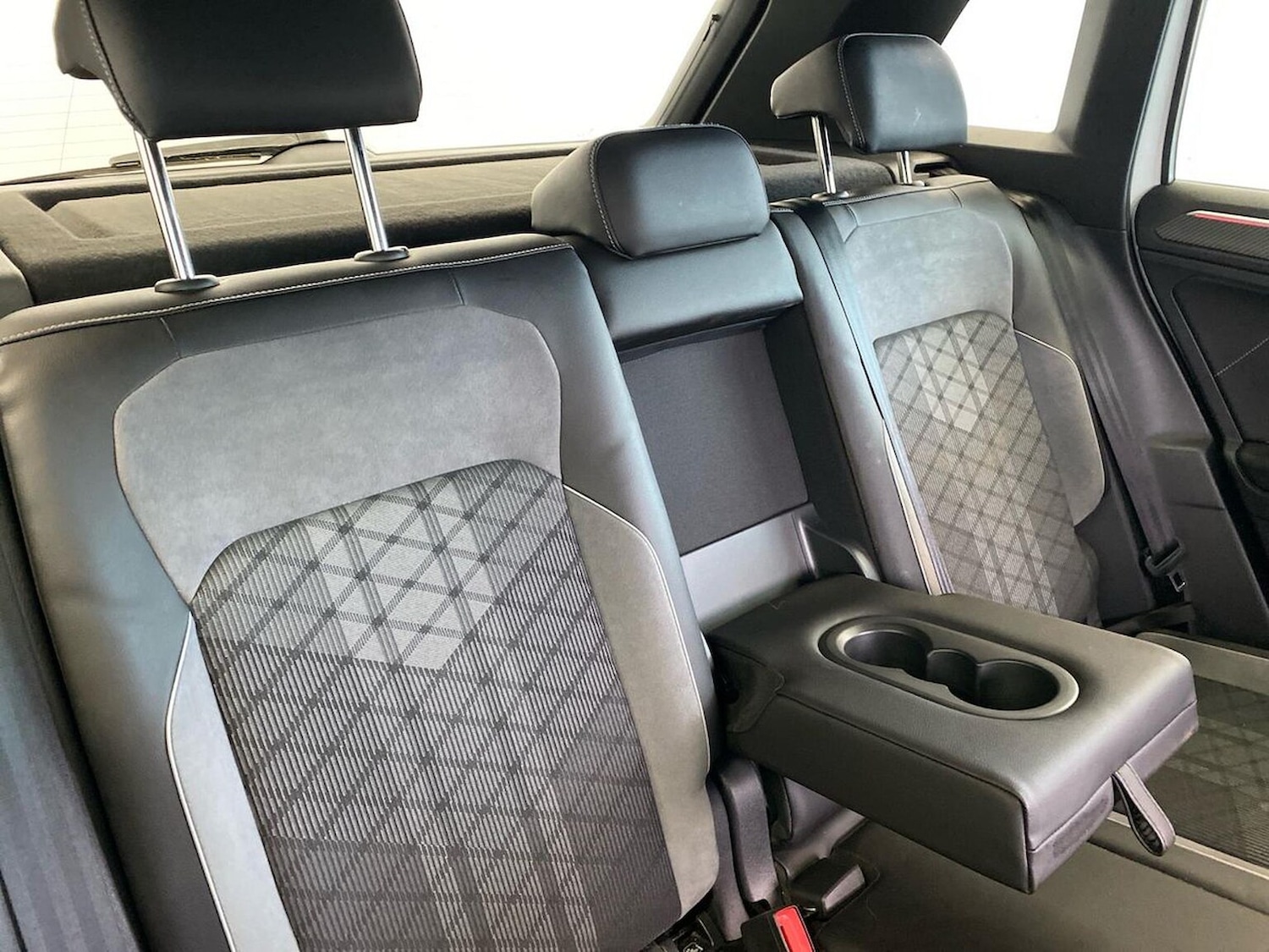 Used Volkswagen Tiguan 2023 for sale - 76324690: Photo 16