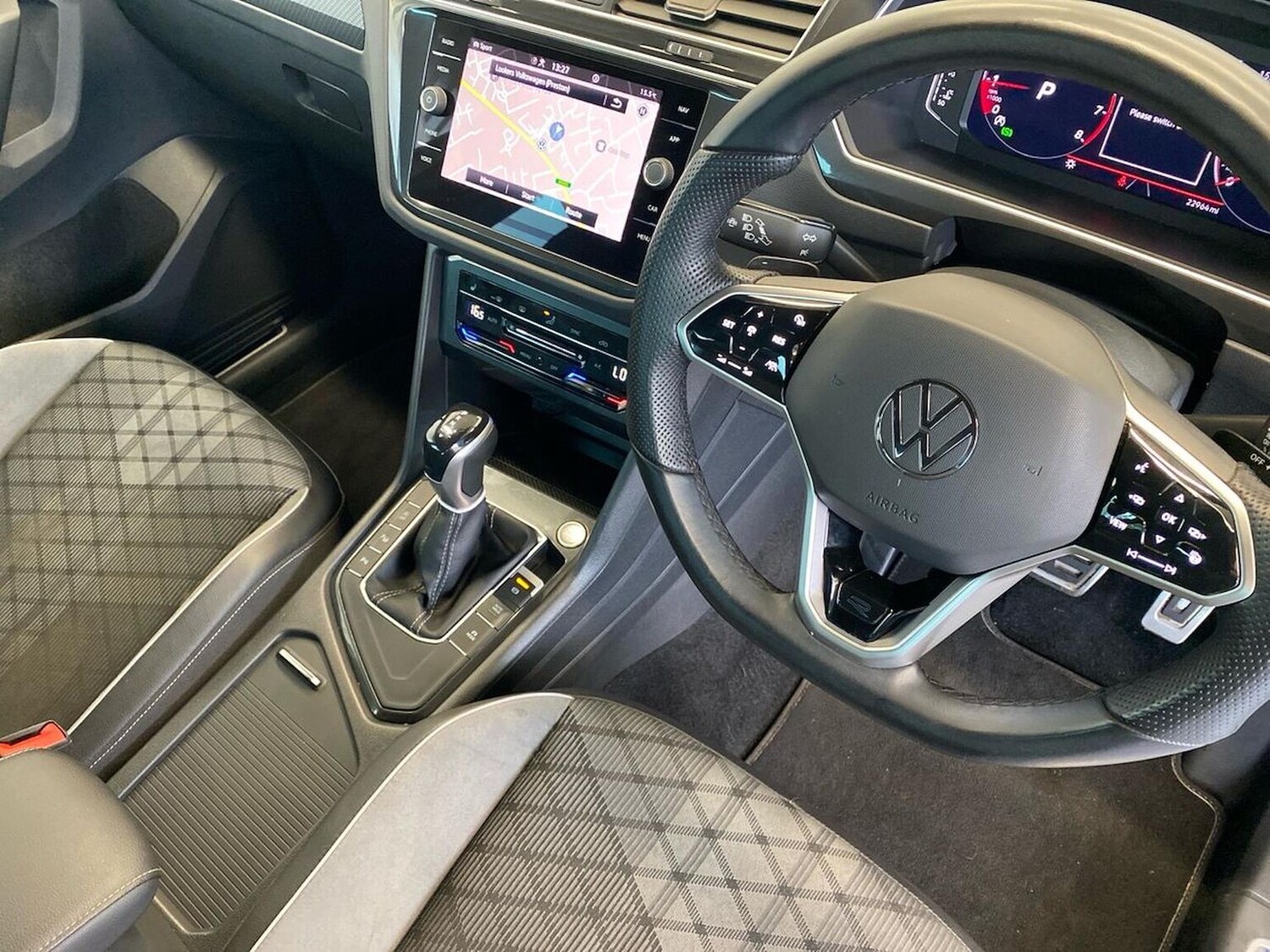 Used Volkswagen Tiguan 2023 for sale - 76324690: Photo 27