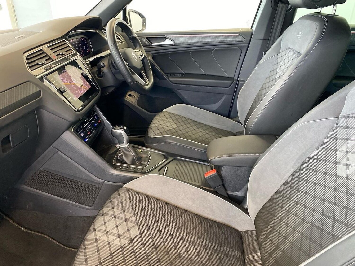 Used Volkswagen Tiguan 2023 for sale - 76324690: Photo 40