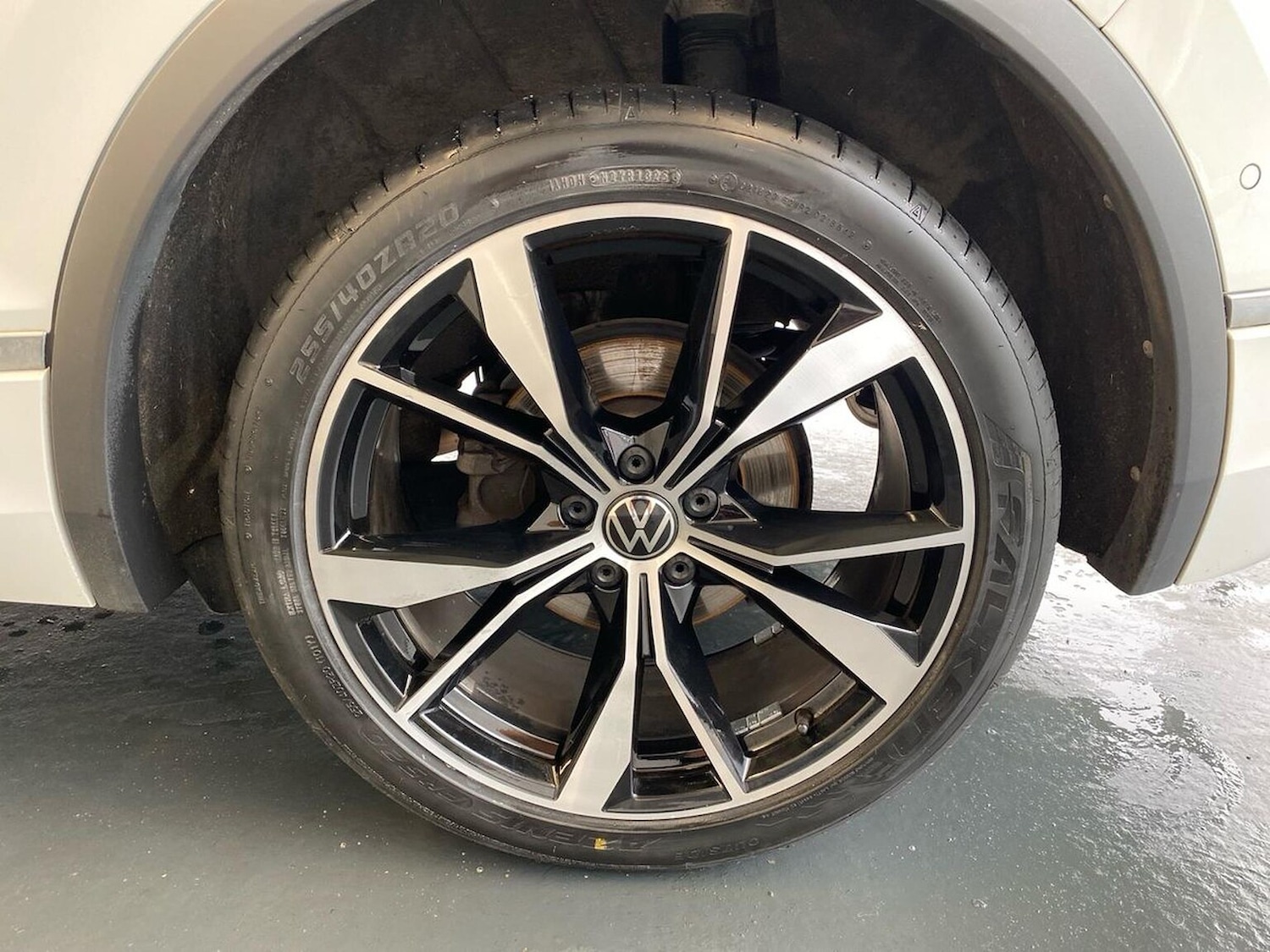 Used Volkswagen Tiguan 2023 for sale - 76324690: Photo 6