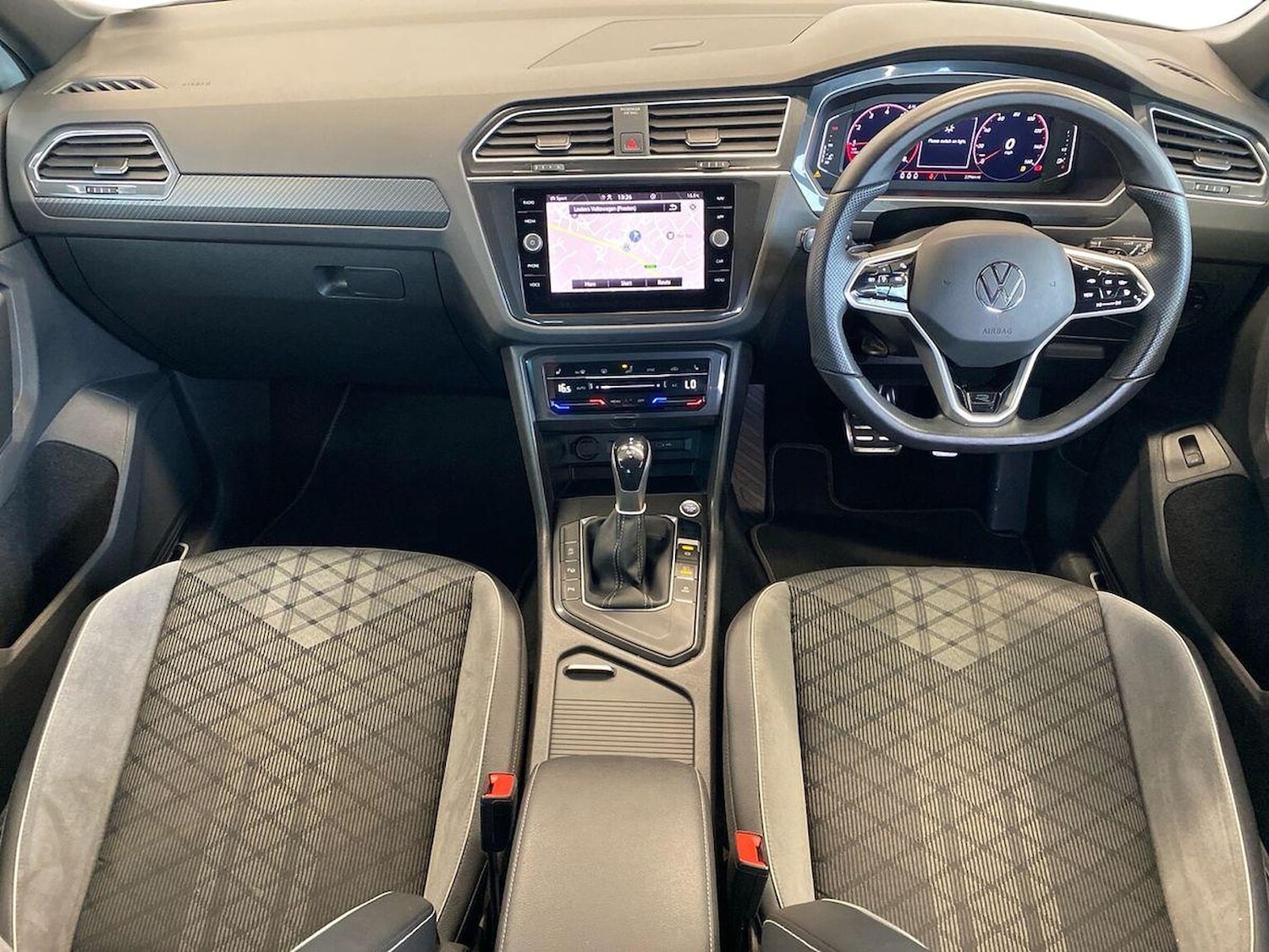 Used Volkswagen Tiguan 2023 for sale - 76324690: Photo 8