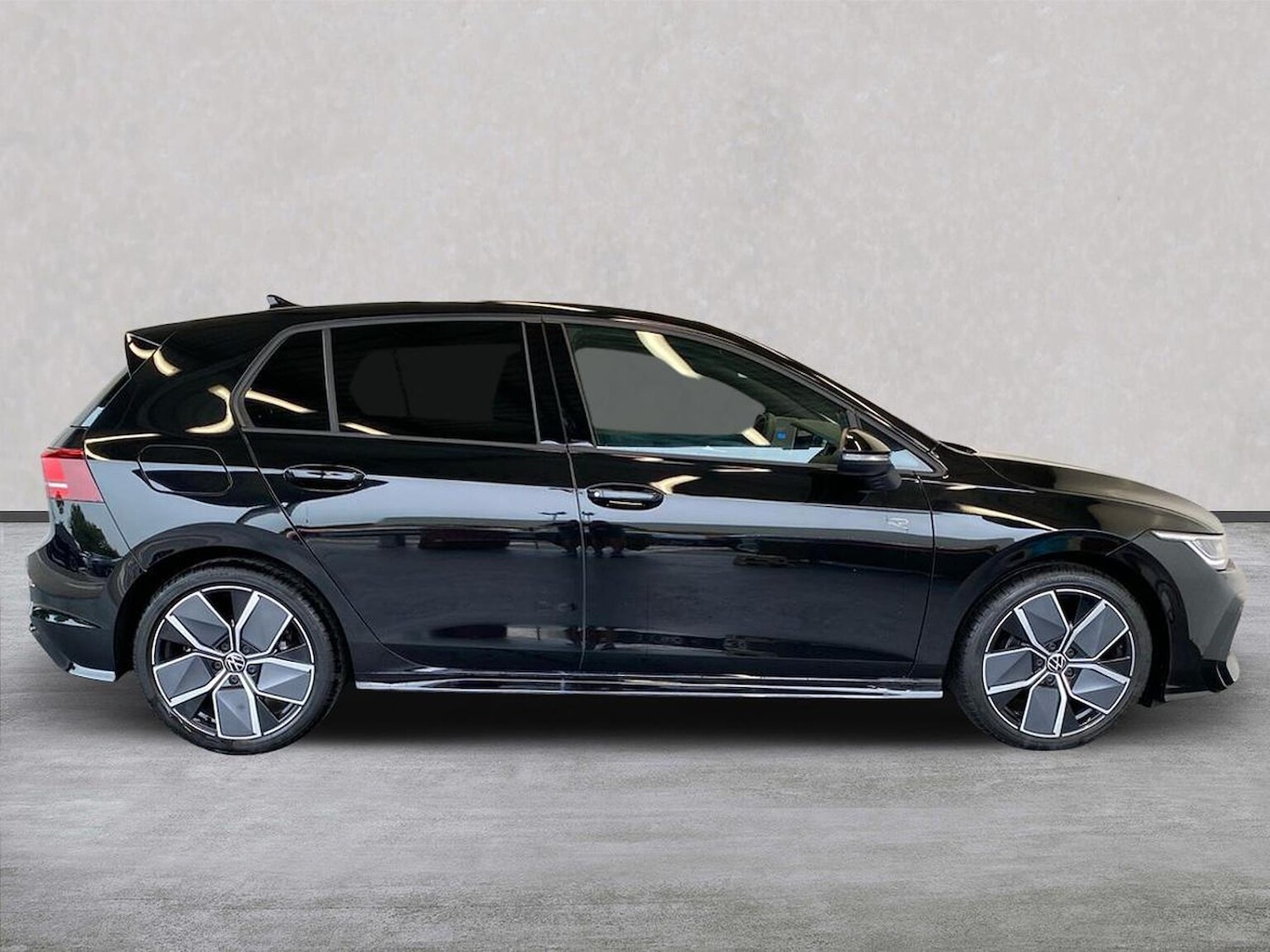 Used Volkswagen Golf 2025 for sale - 76177593: Photo 3