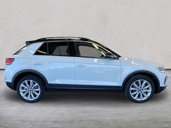 Used Volkswagen T-Roc 2026 for sale - 78476968: Photo