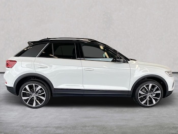 Used Volkswagen T-Roc 2025 for sale - 75514740: Photo