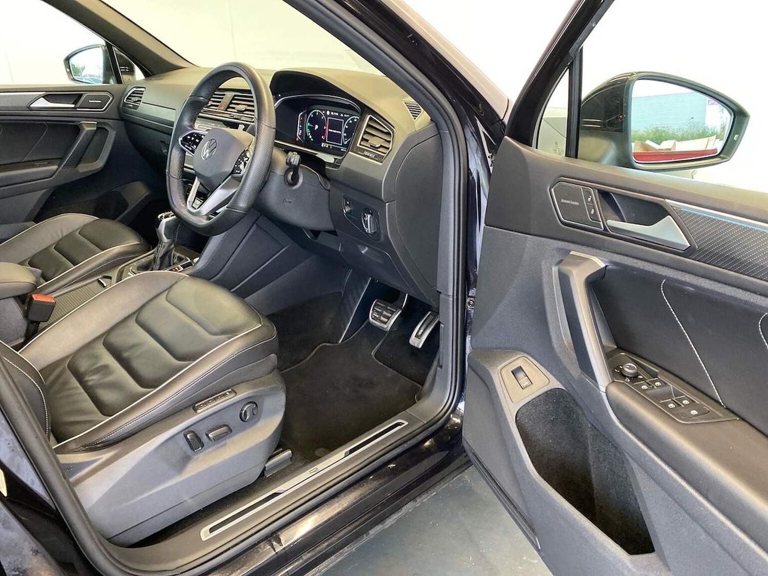 Used Volkswagen Tiguan 2021 for sale - 77729954: Photo 21