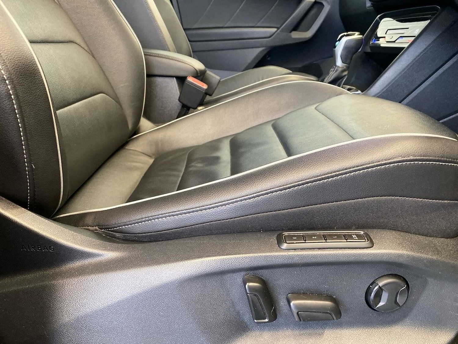 Used Volkswagen Tiguan 2021 for sale - 77729954: Photo 30