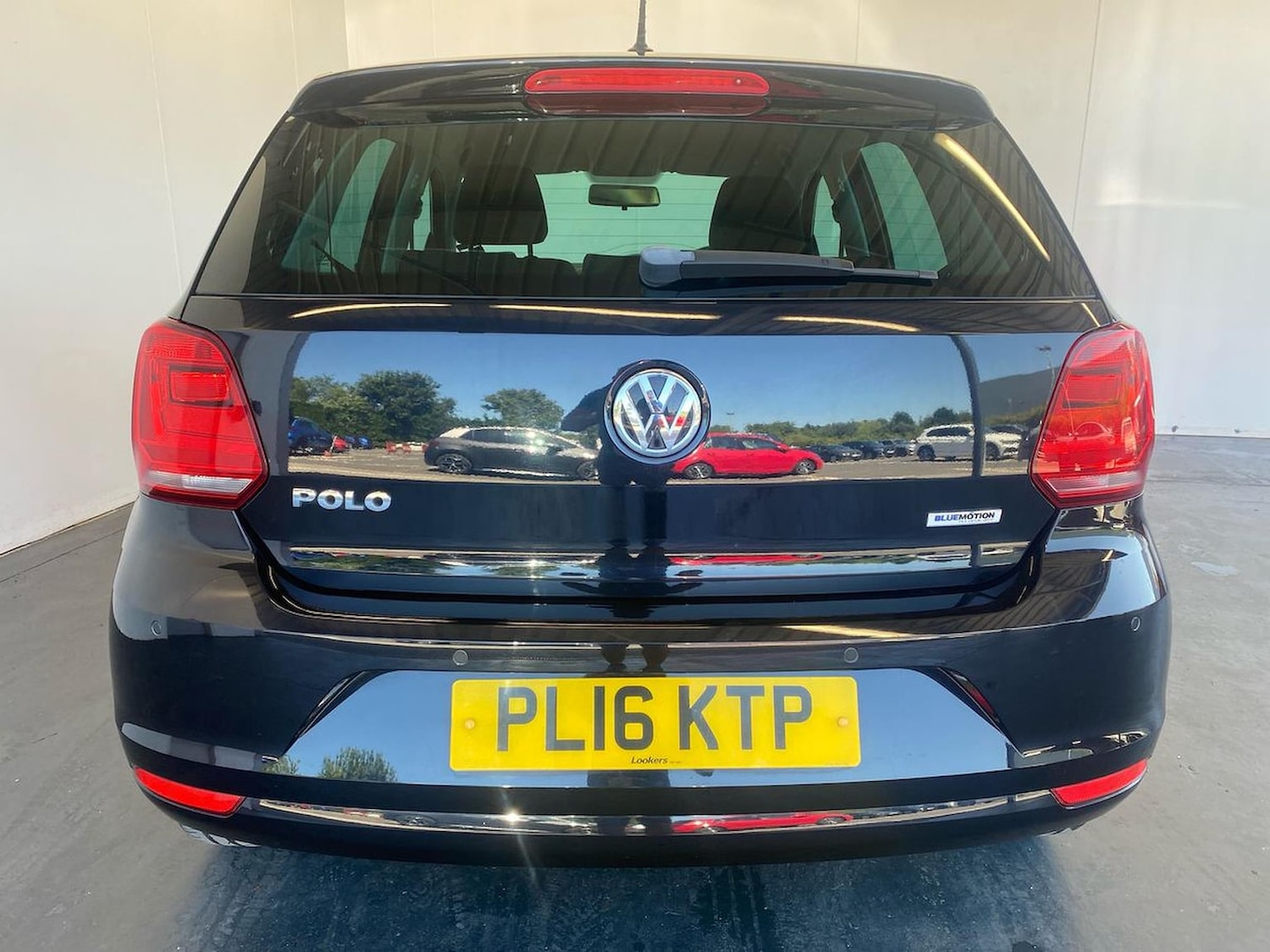 Vehicle 28