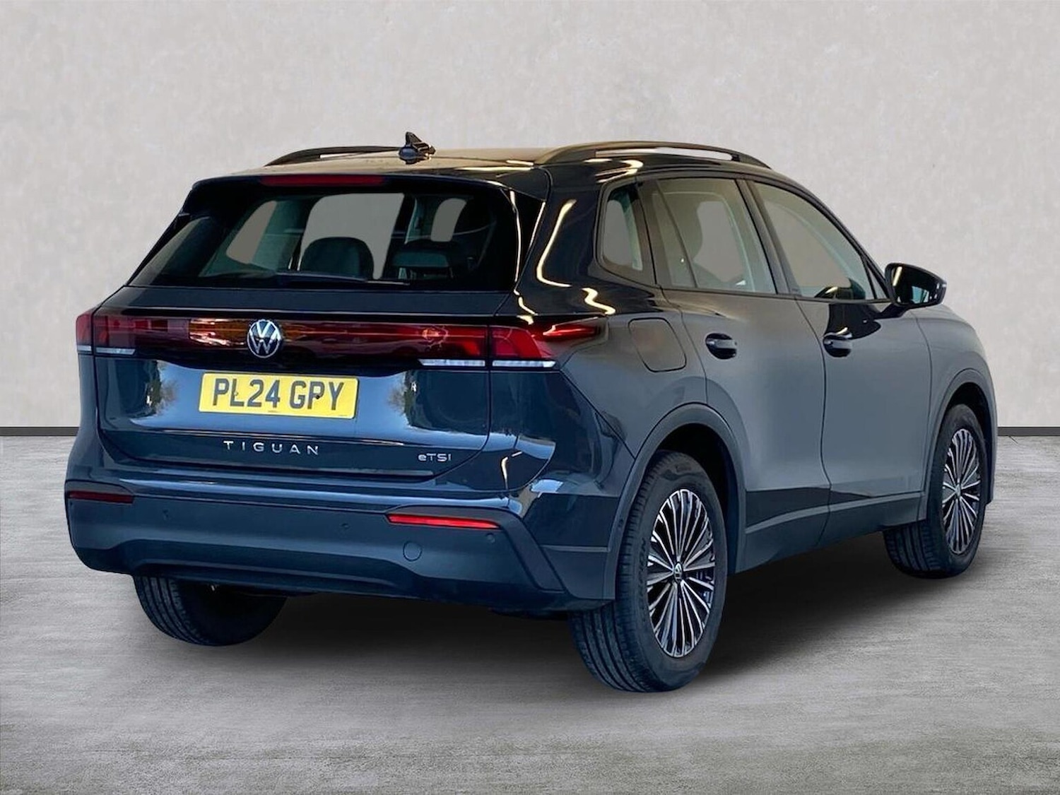 Used Volkswagen Tiguan 2024 for sale - 76694598: Photo 17