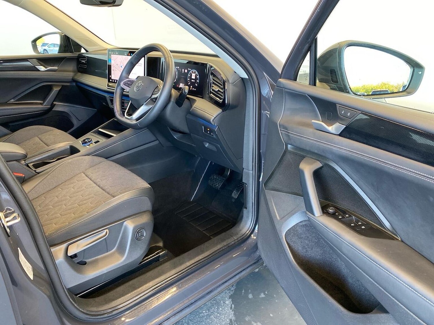 Used Volkswagen Tiguan 2024 for sale - 76694598: Photo 20