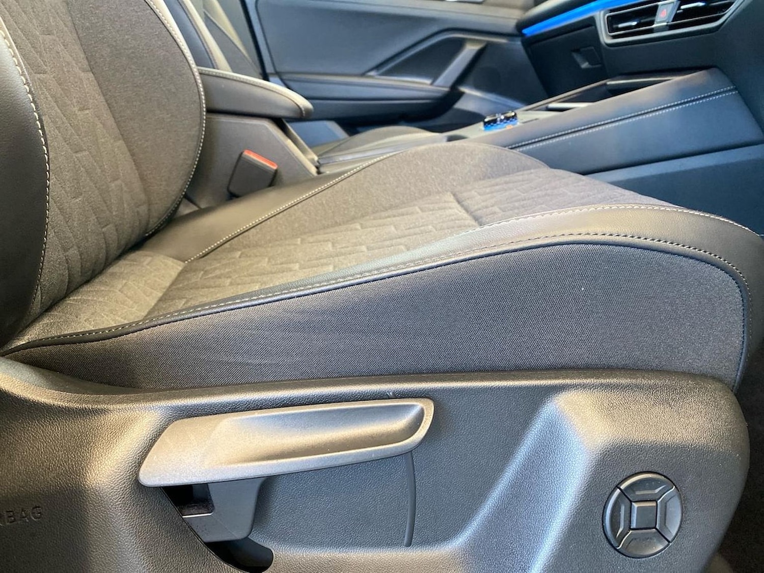 Used Volkswagen Tiguan 2024 for sale - 76694598: Photo 28